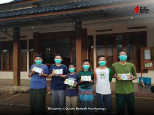 Penyaluran Donasi Sebanyak 250pcs masker dari Imani Kota Bandung untuk santri pqbs